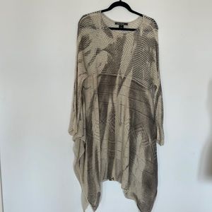 Bohemian style lightweight sweater by Love Stitch size Large